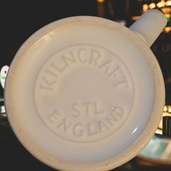 Drambuie Set Of 2 Mugs Kilncraft STL England Plaid Pattern Gold Rim EUC - Picture 3 of 7